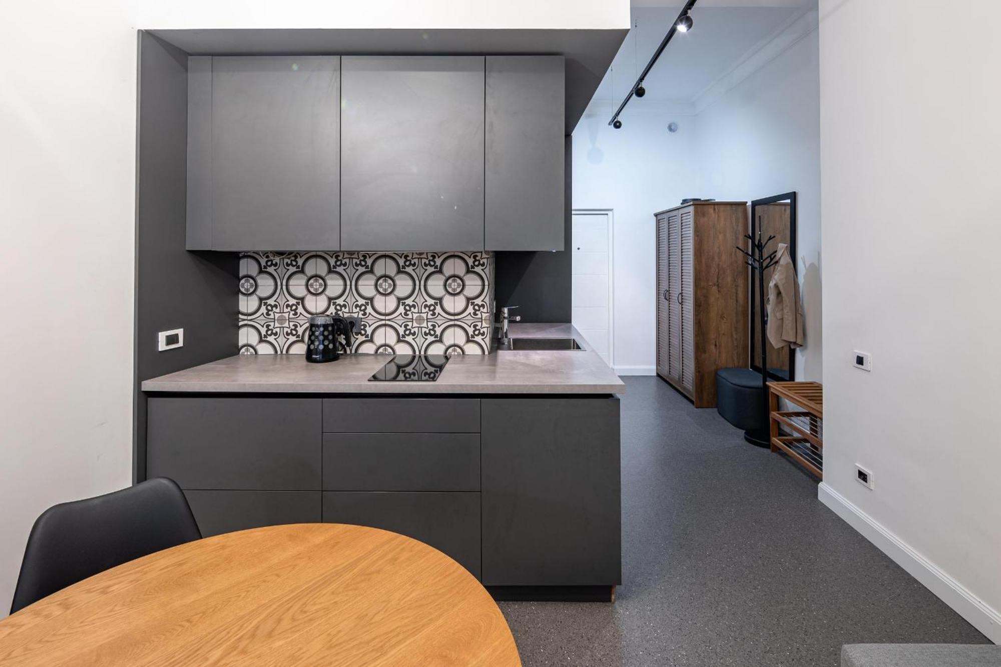 Apartamenty On Knyazya Romana 利沃夫 外观 照片